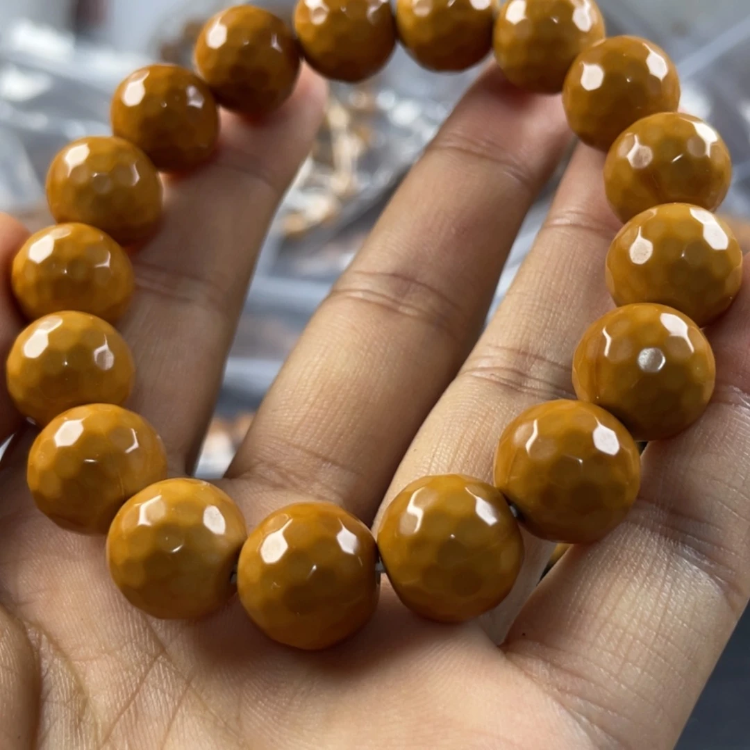 【闪购商品】猴头核桃吊坠这么