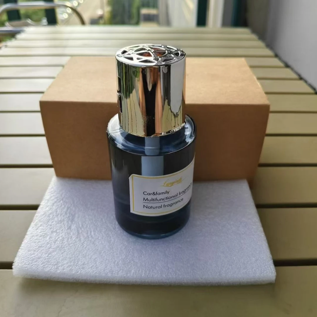 车载清新玻璃瓶轻奢香薰