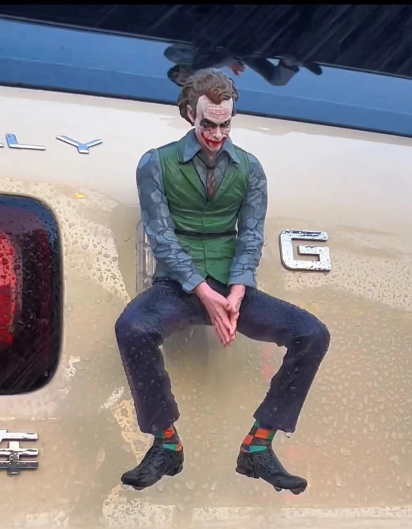 最新车顶小丑车载摆件车装饰用品希斯莱杰小队个性送男友