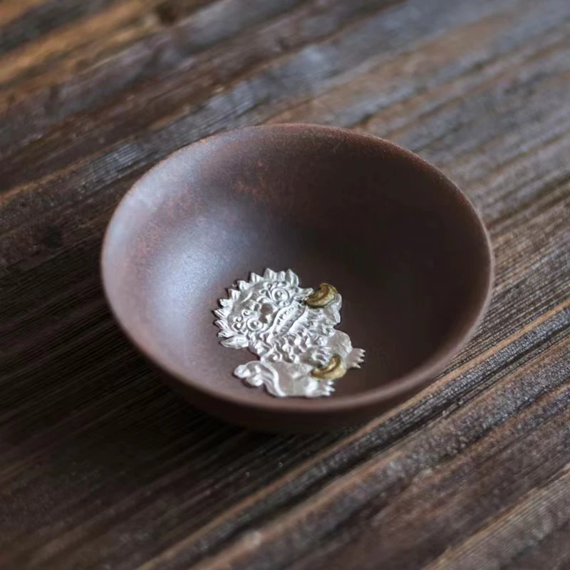 宽窄.灰念-老岩泥普洱杯-金元宝狮子 复古鎏银主人杯日常家用茶具