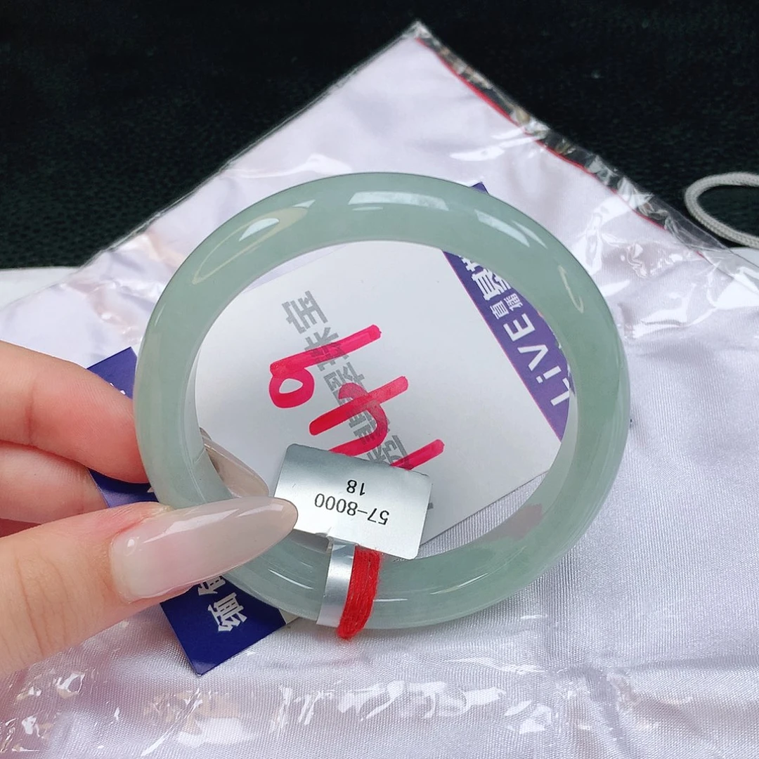 翡翠手镯未镶嵌缅甸天然a货翡翠手镯