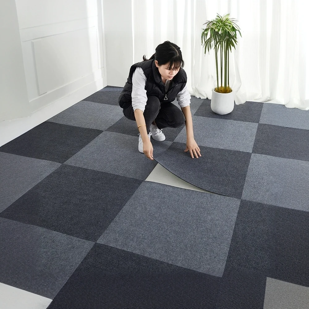 加厚酒店家用铺地毯大面积客厅地毯贴简约自粘拼接方块防滑贴耐脏