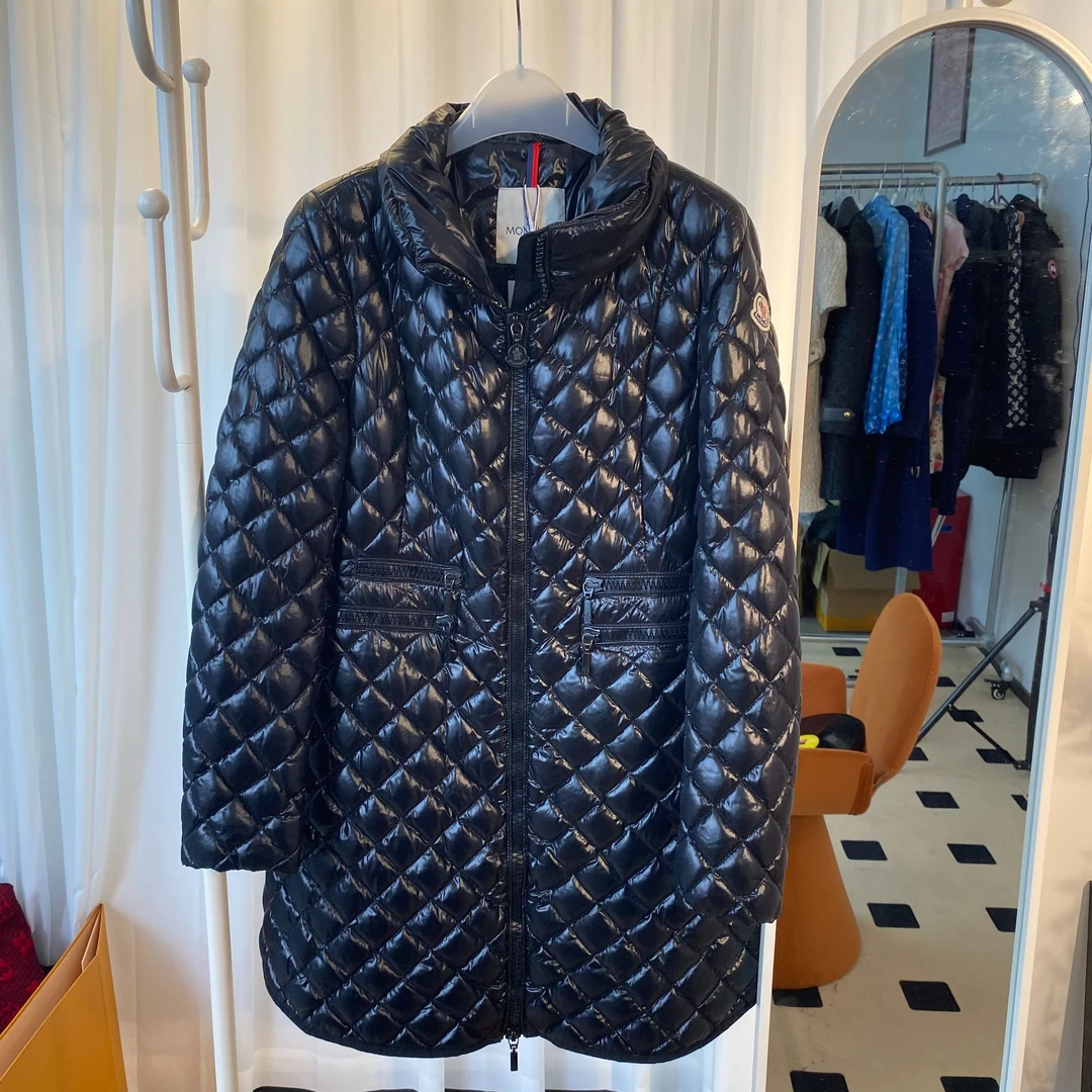 MONCLER榛榛精选/99新/na31733/蒙口羽绒服/1码