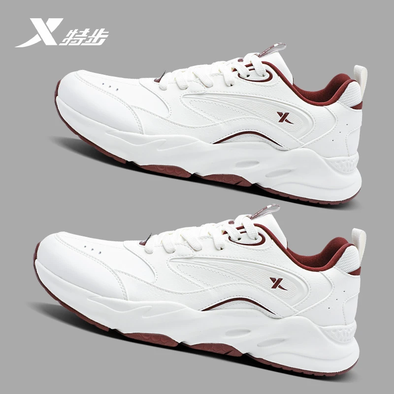 特步男鞋跑步鞋秋冬新款休闲鞋男皮面防水百搭运动鞋轻便潮流鞋子