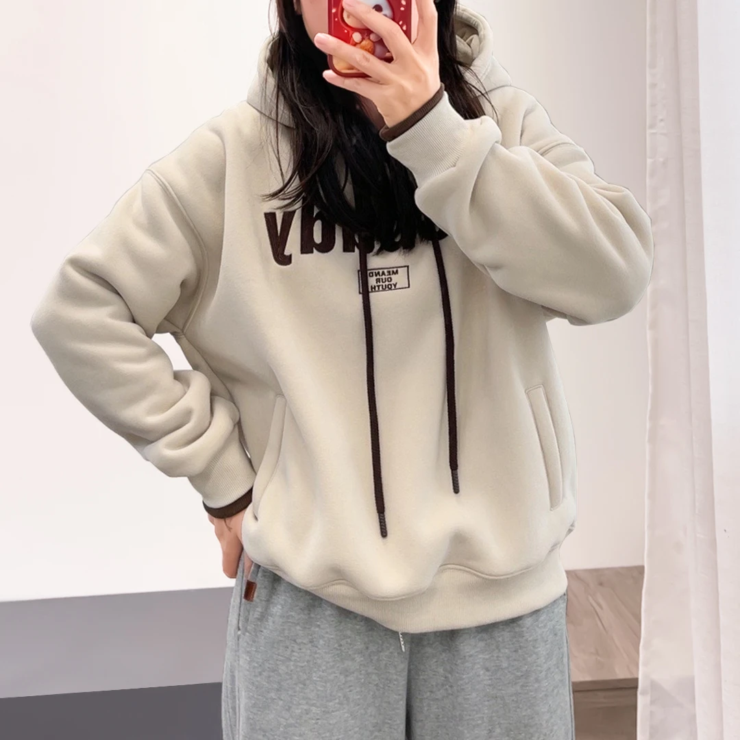 【丽可儿】加绒加厚韩版休闲字母刺绣袖子拼接连帽卫衣女冬 DY3186