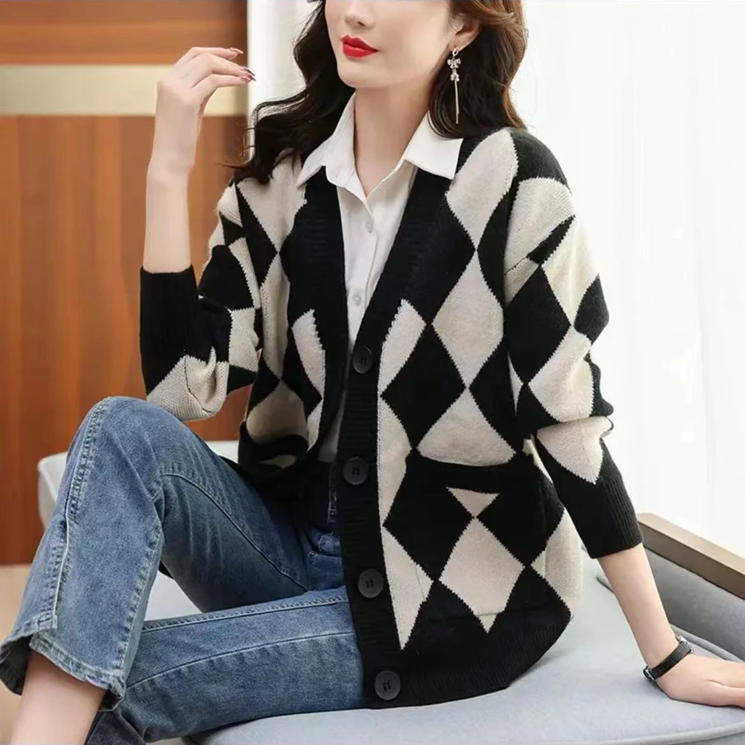 【菱格-开衫】014秋冬款（珍珠扣）菱格真口袋针织开衫