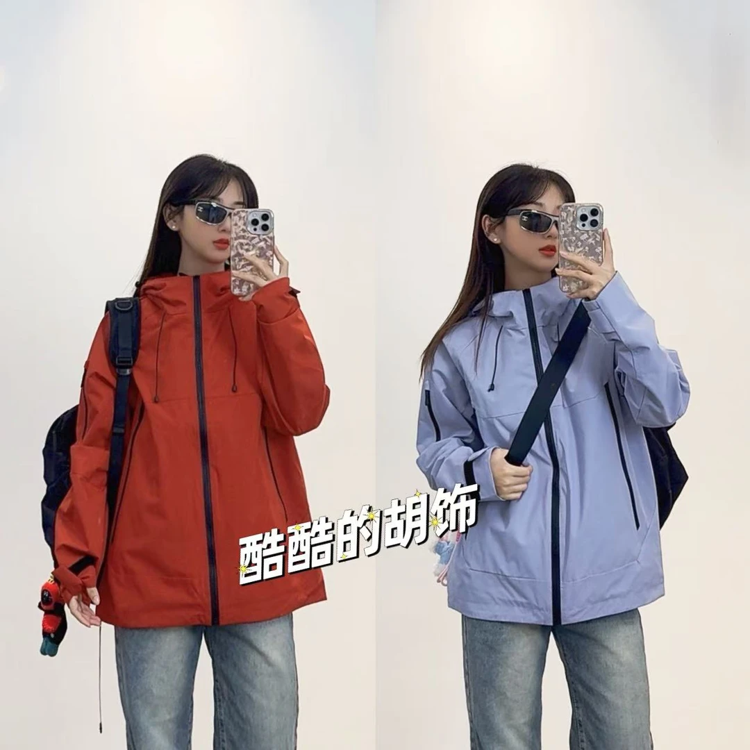 新款充气枕气囊U型空气枕冲锋衣男女三合一可拆卸登山服情侣外套