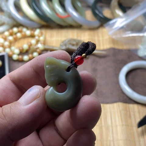 和田玉（糖玉）颈饰未镶嵌星***1