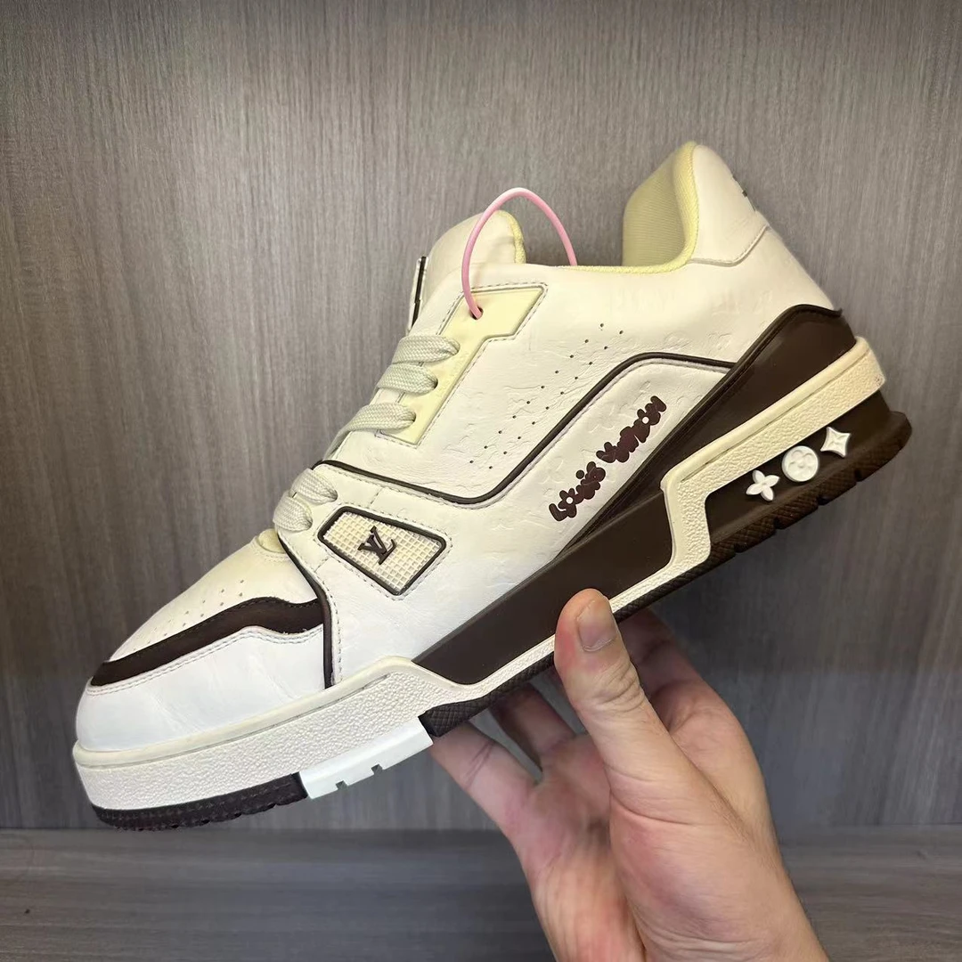 成色不同Louis Vuitton路易威登米色Tyler联名雪糕色trainer/潮鞋