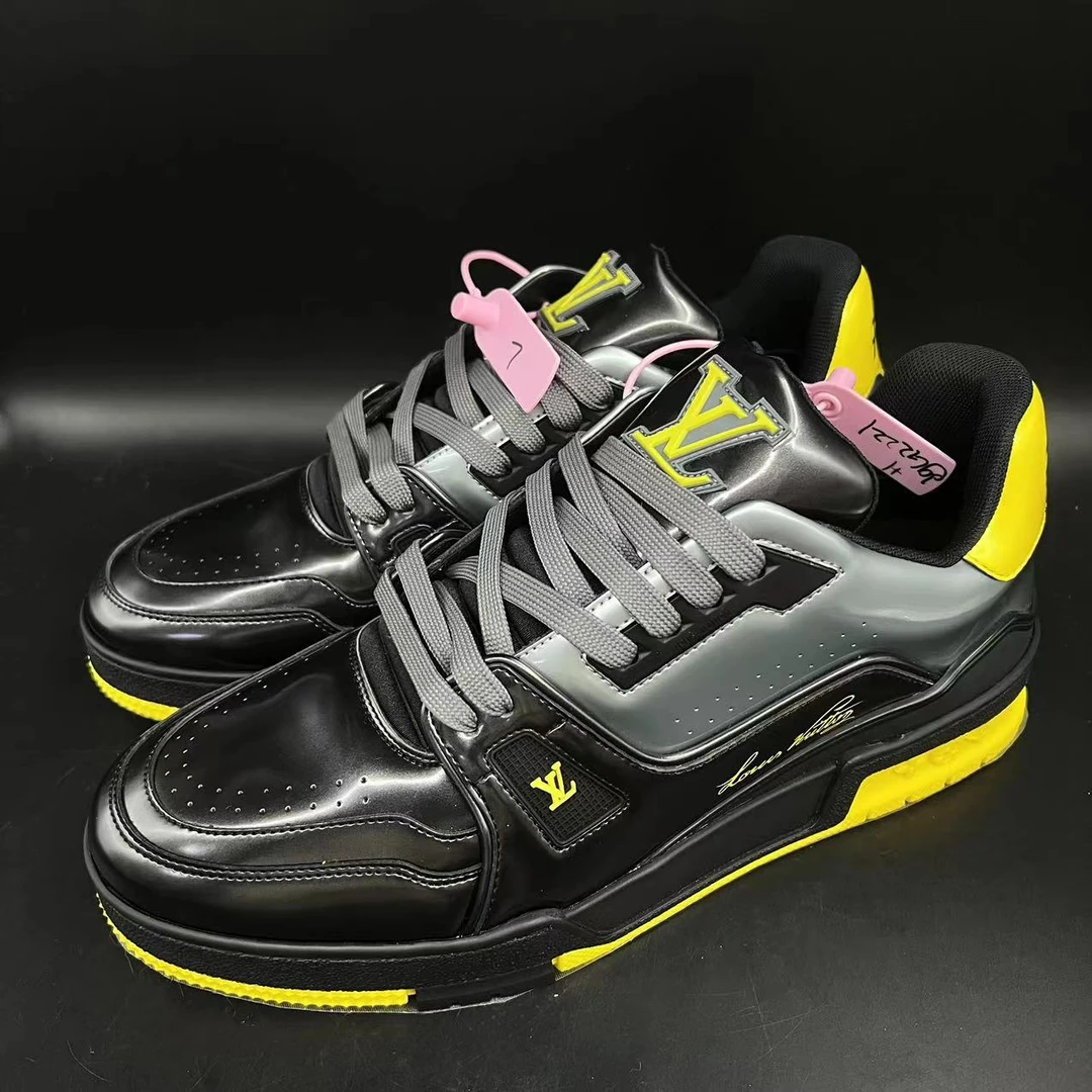 成色不同/Louis Vuitton/路易威登漆皮黑灰黄蝙蝠侠吹呢trainer/