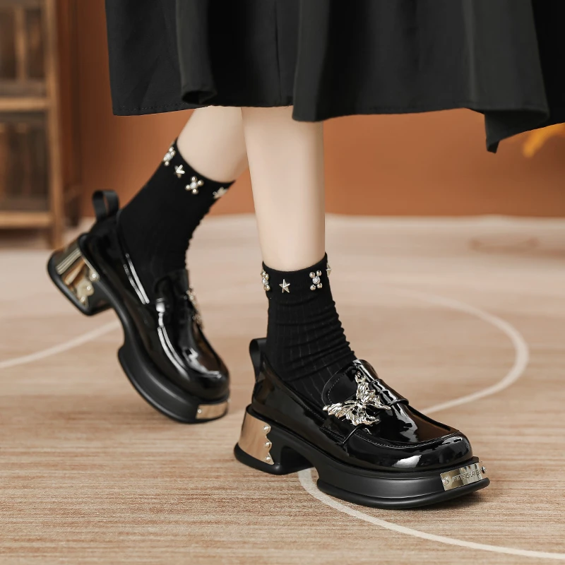 法式春秋漆皮乐福鞋女2025小众黑色英伦风蝴蝶圆头真皮小皮鞋