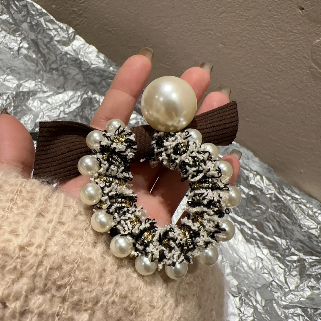 高级感蝴蝶结珠珠发圈T1261