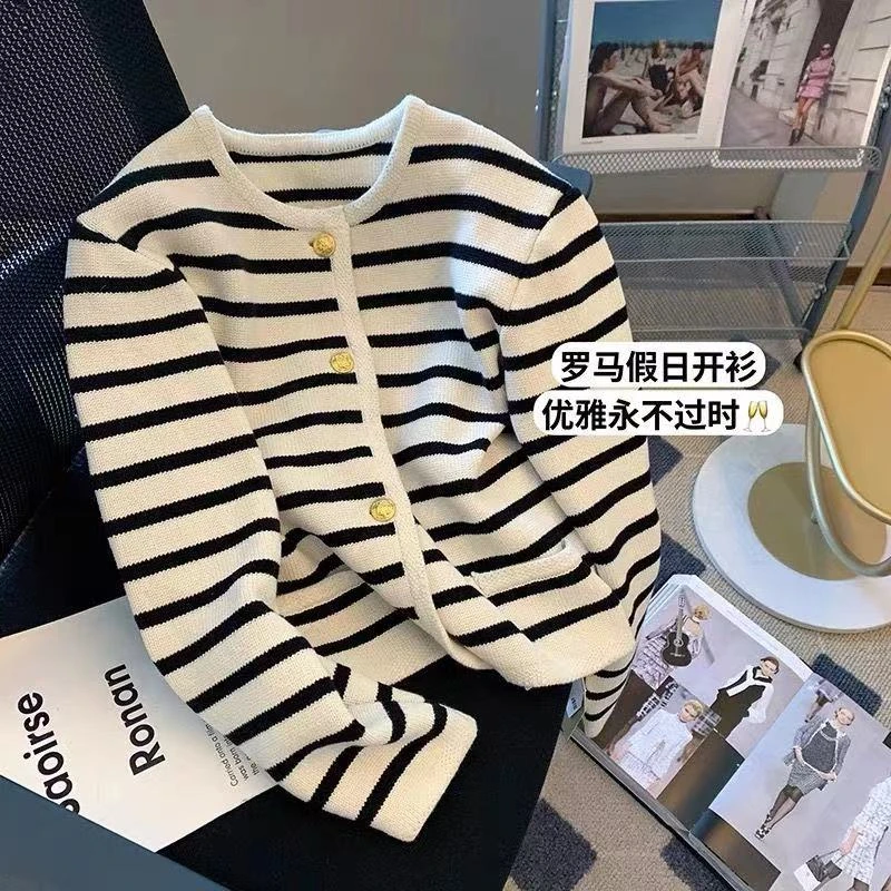条纹撞色圆领小香风针织开衫女法式短款外搭毛衣外套春秋百搭休闲