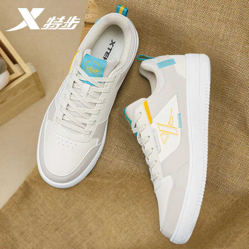 特步男鞋板鞋男款推荐男生运动休闲鞋冬季潮流官方低帮百搭小白鞋