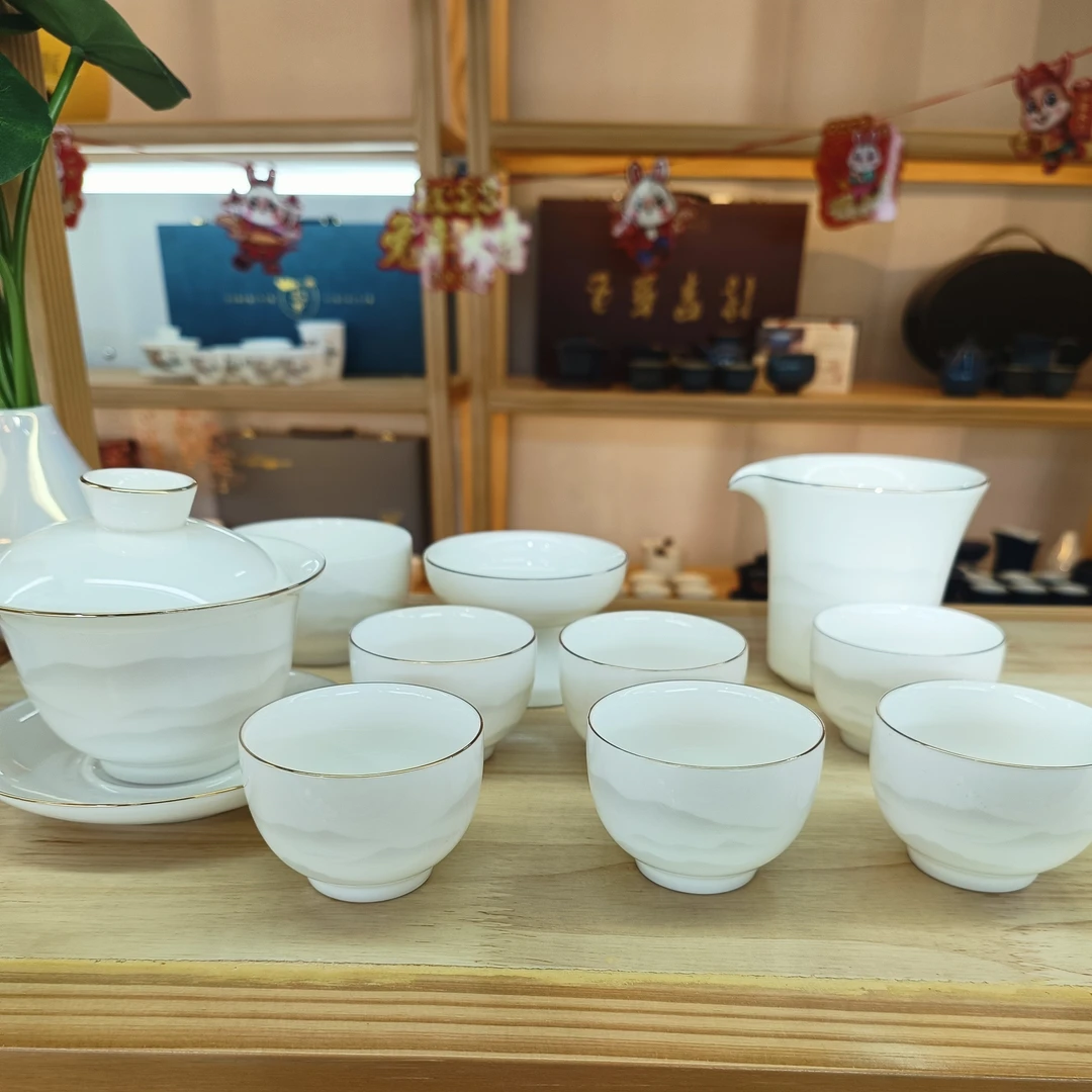 2024德化羊脂玉瓷淡山峰山水套装