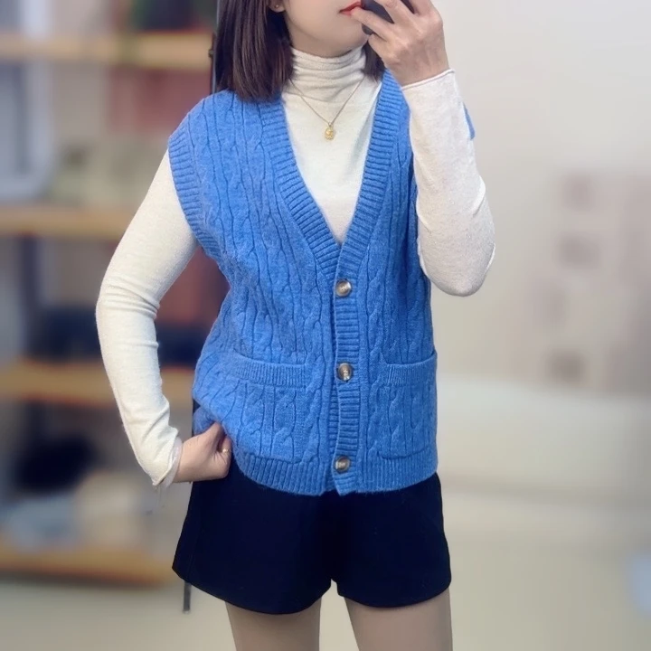 91509新款时尚宽松加厚V领单排扣百搭针织衫背心毛衣马甲