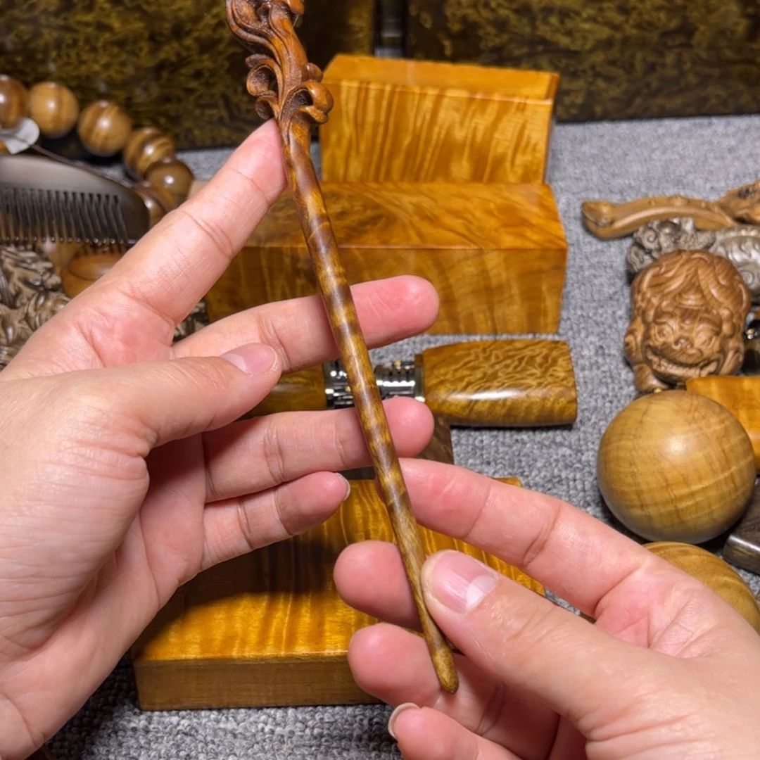 【闪购商品】金丝楠木R***O发簪