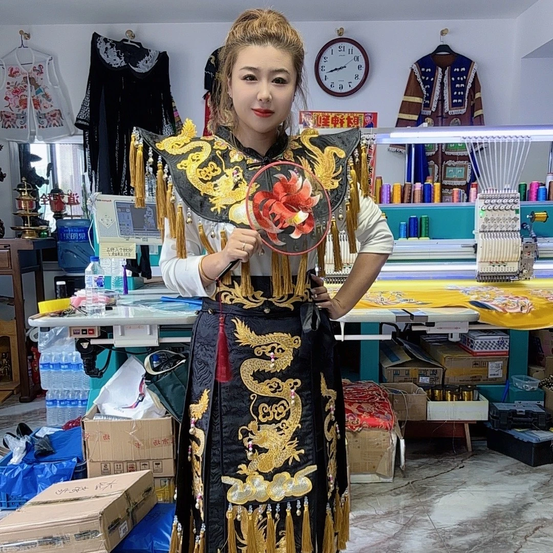 撒满披肩战裙战袍舞台演出网红服装民族服饰黑色水波纹金龙金凤款