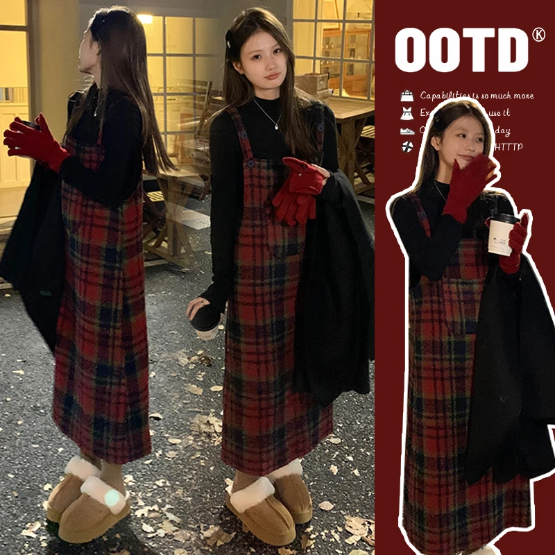 Y679#11.25孕妇秋冬复古格子毛呢背带裙搭毛衣套装