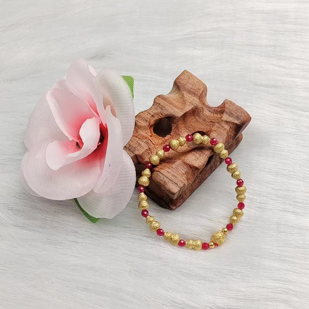 中国金店-古法传承时尚葫芦红宝石手串送证书礼盒培育K313