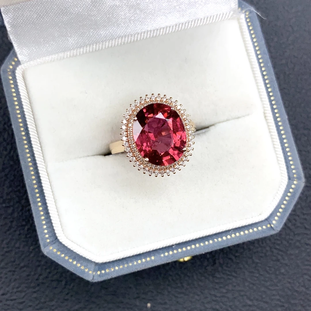 18K金镶嵌碧玺戒指