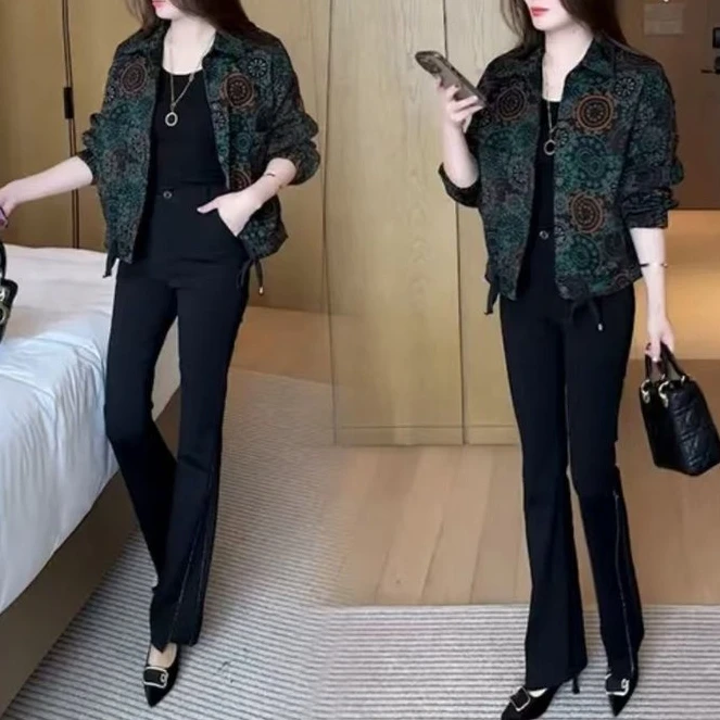 秋季新款外套穿搭洋气时尚休闲气质减龄小个子短外套