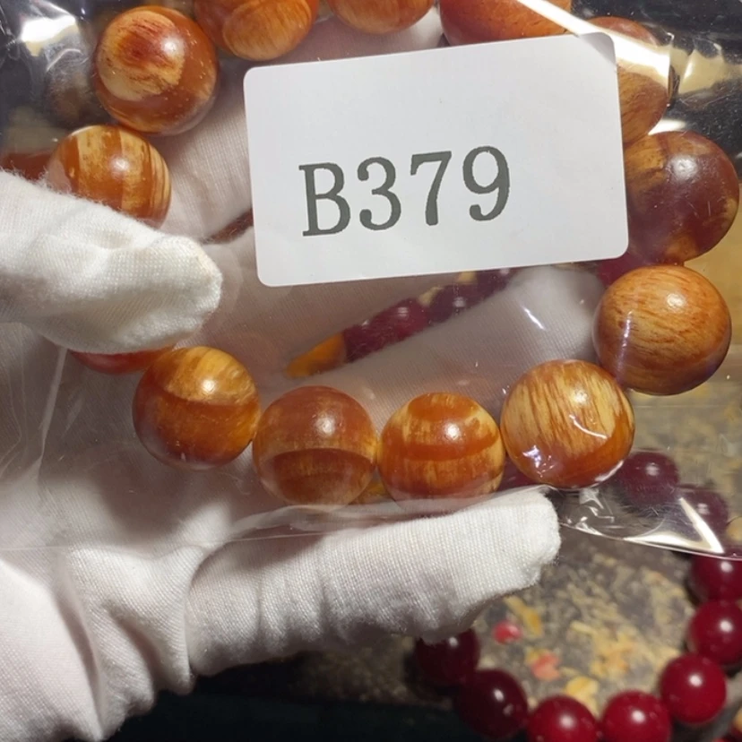 【闪购商品】血龙木核雕龙****81.8/379