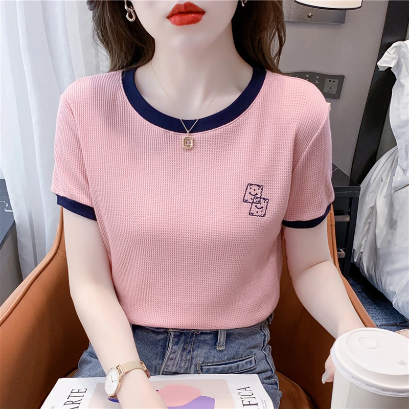 2025新款设计感小众撞色刺绣短袖T恤女士气质甜美减龄显瘦上衣夏