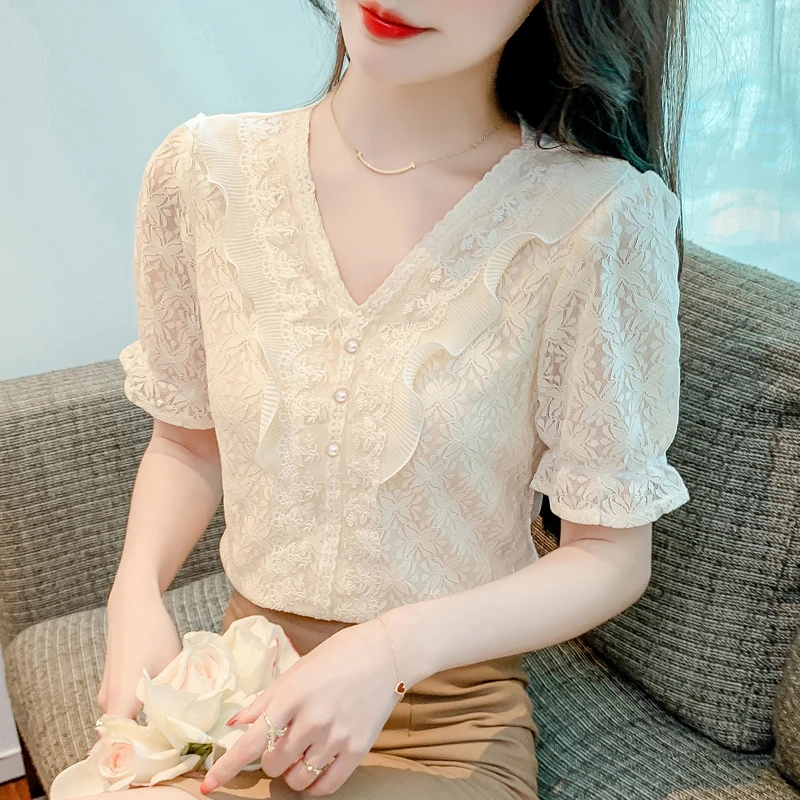 2025新款夏季洋气上档次荷叶边短袖蕾丝衫女士泡泡袖V领气质上衣