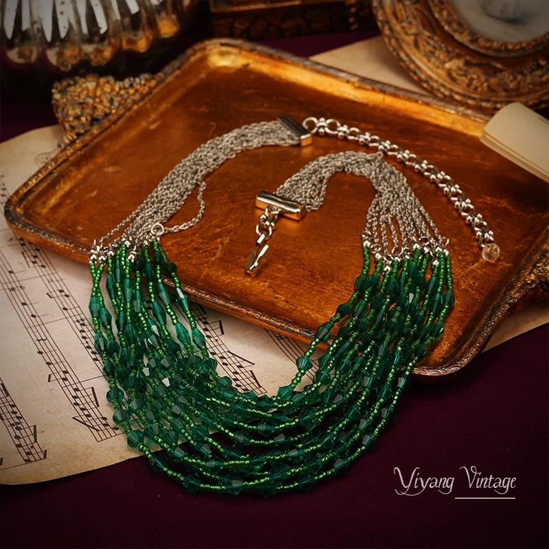 一漾 铜合金合成锆石项链 绿色流苏项链 新款 小众项链 中古饰品