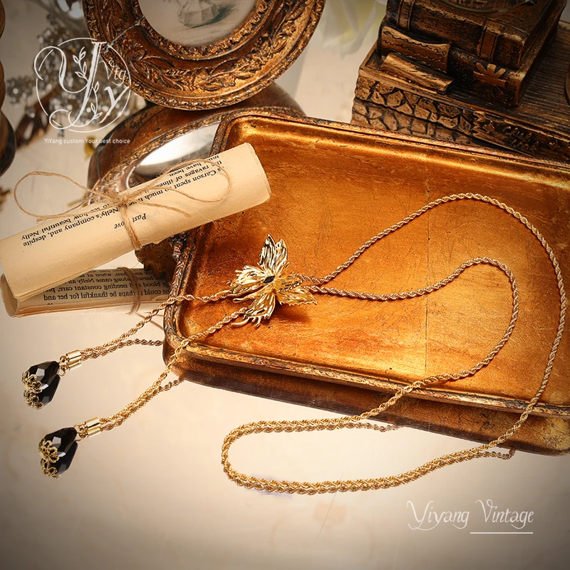 一漾 铜合金合成锆石项链 气质轻奢小众 金色螺纹蝴蝶项链