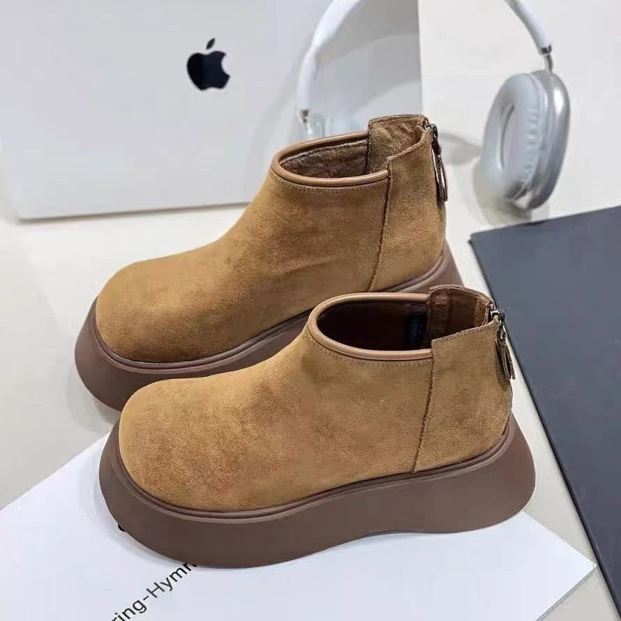 JS英伦风厚底绒面马丁靴女2024冬季新款松糕轻便加绒保暖搭子短靴