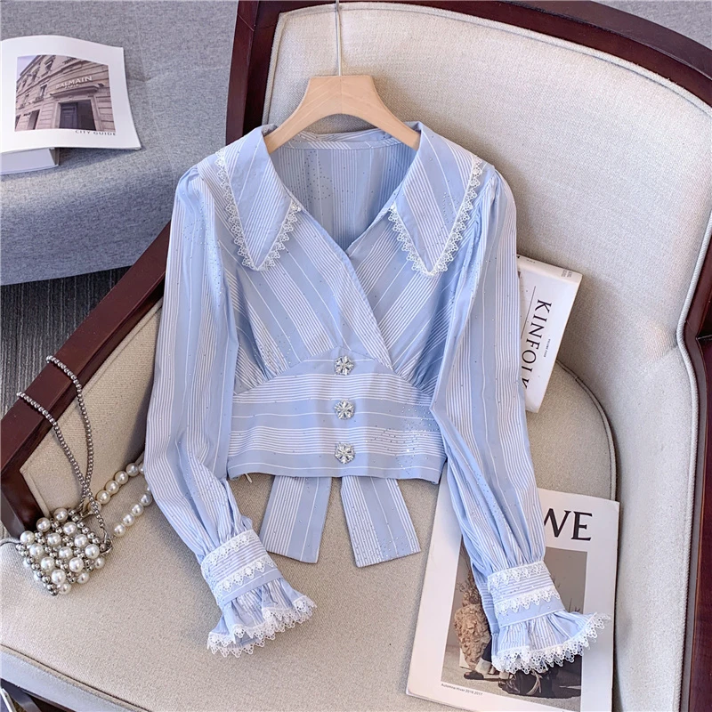 蕾丝花边烫钻V领条纹衬衫女秋装法式系带蝴蝶结收腰时尚洋气上衣