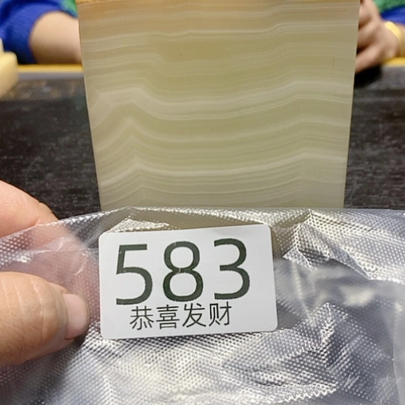 【闪购商品】骨瓷摆件春*