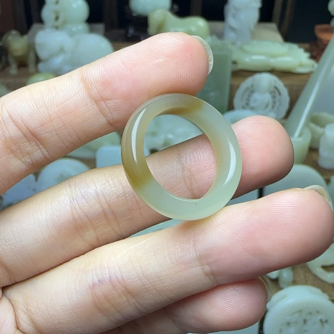 和田玉挂件未镶嵌戒圈