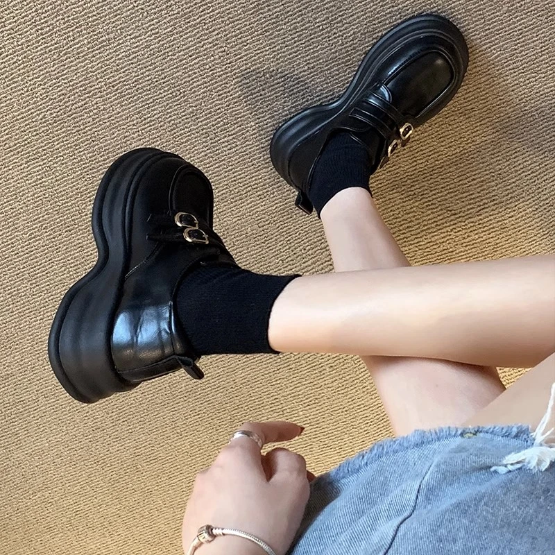 英伦风玛丽珍女鞋2024年夏季新款复古皮带扣法式休闲厚底小皮鞋潮