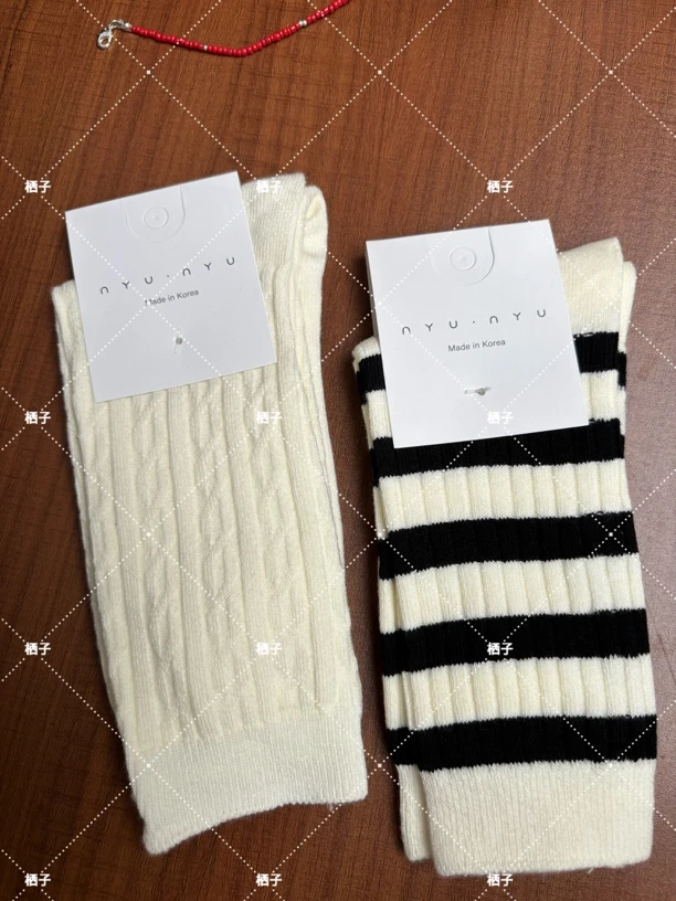 栖子 东大门中筒棉袜