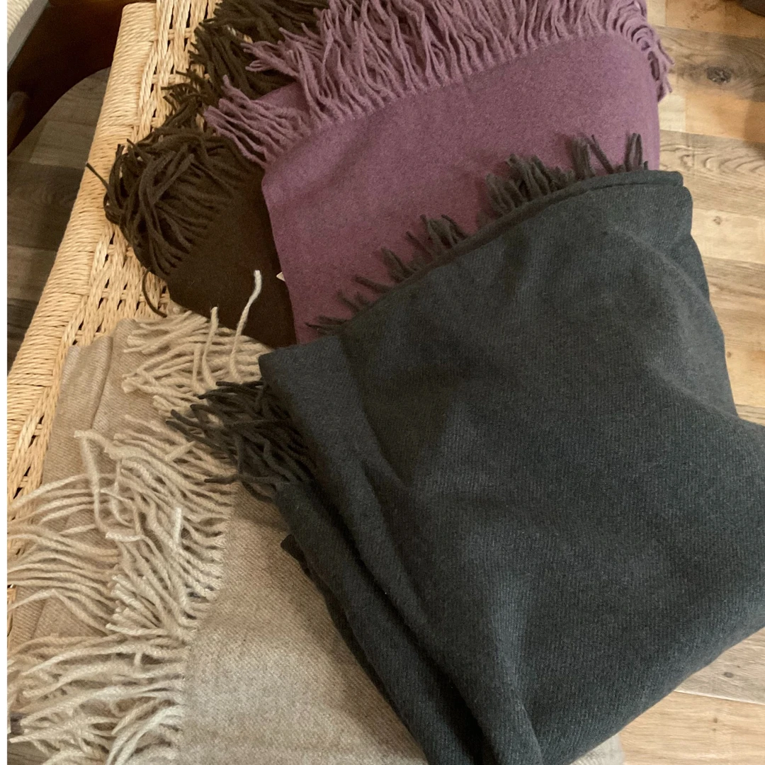 围巾针织时尚百搭打底纯色保暖秋冬