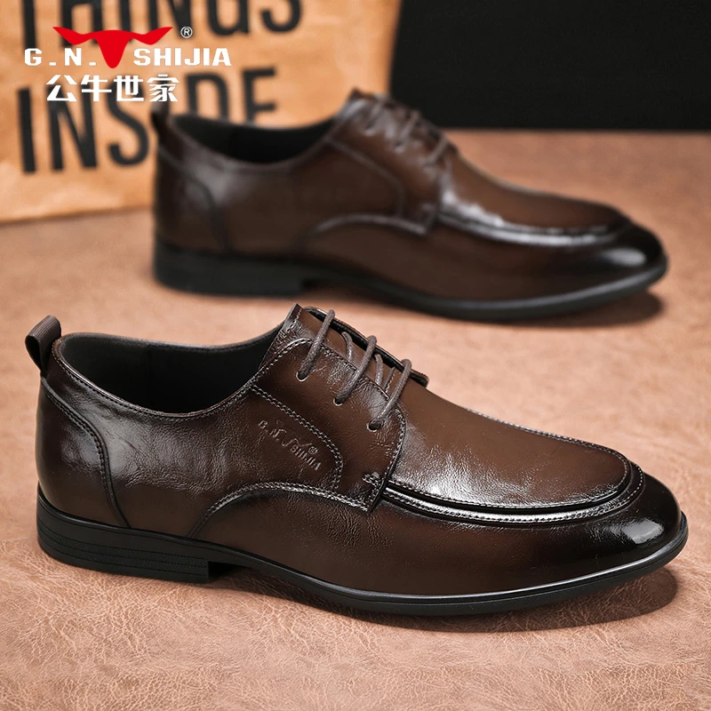 公牛世家男鞋春季商务正装休闲皮鞋英伦风尖头软皮时尚百搭德比鞋
