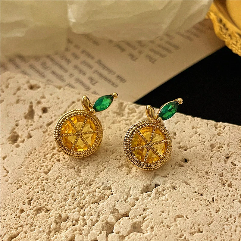 铜合金耳饰 时尚百搭气质小巧精致高级感设计师耳饰