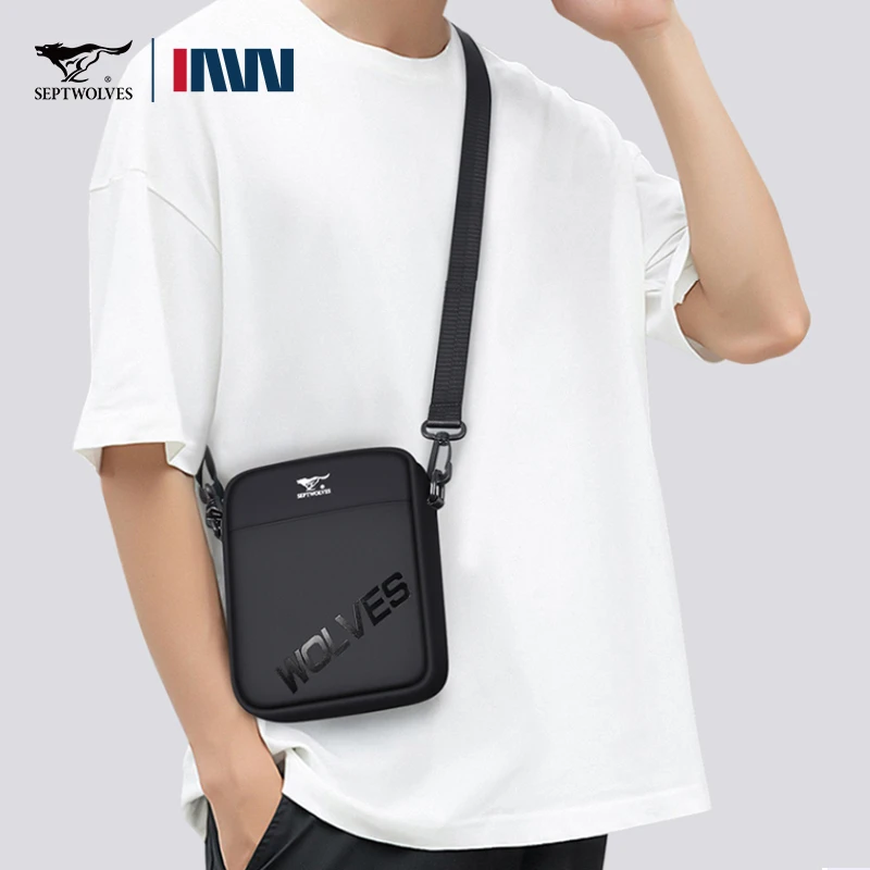 七匹狼男生斜挎包男士包包百搭休闲单肩包潮小挎包迷你随身小背包