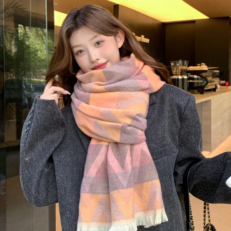 Miss both2024新款时尚格纹流苏围巾女冬防寒保暖高级感百搭围脖