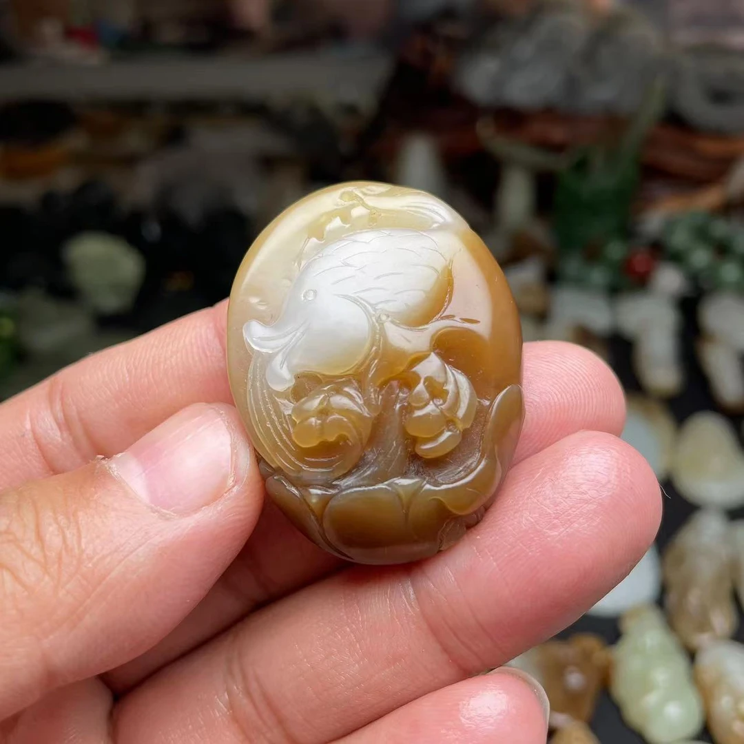 新疆和田玉且末糖白小鱼荷花挂件连年有余吊坠饰品儿童玉坠6-12岁