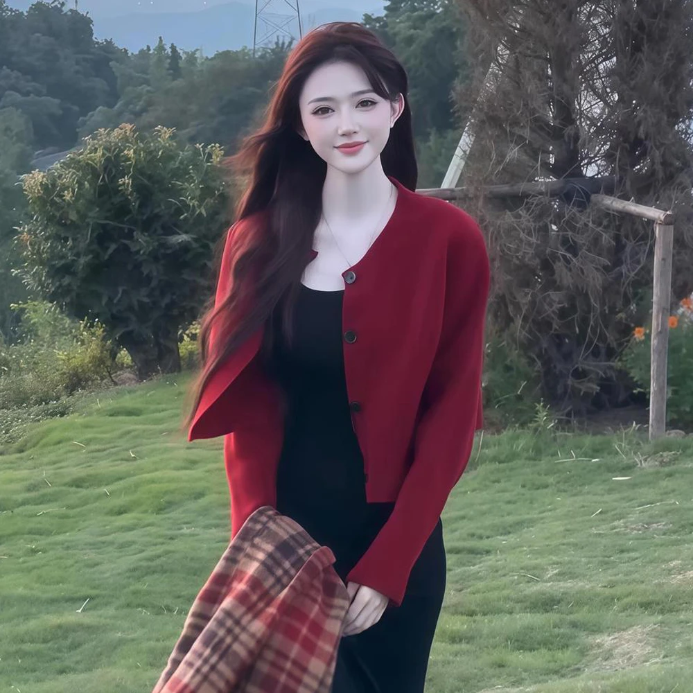 高级感安可拉红坑条短款毛衣外套女秋冬韩系宽松长袖针织开衫上衣