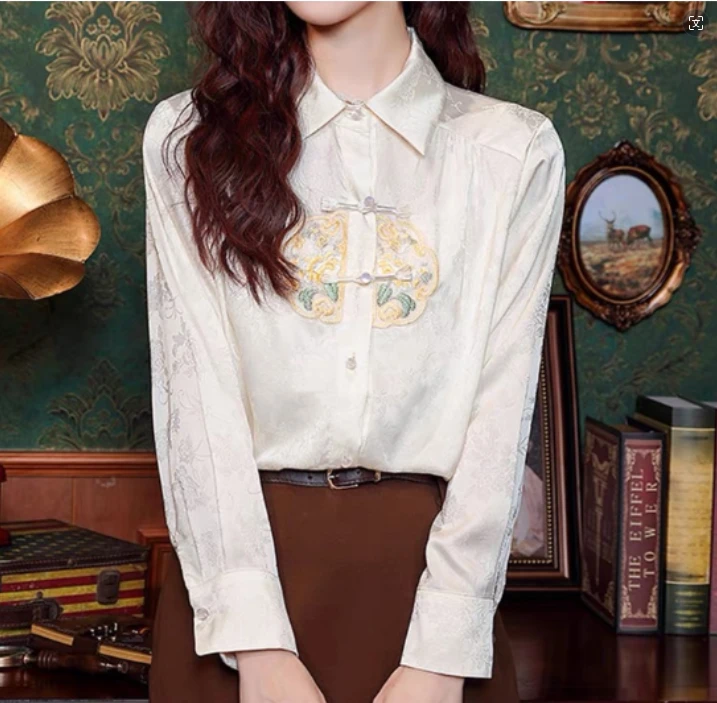 303#珍珠花朵扣款国风衬衫上衣