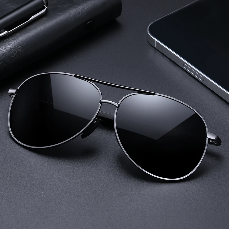 开车专用偏光太阳眼镜男士墨镜潮眼睛防紫外线强光蛤蟆飞行员变色