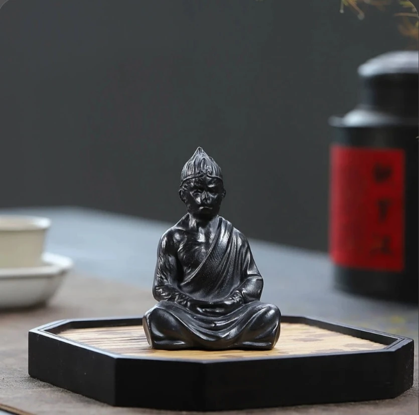 宜兴紫砂禅意悟空茶宠 石黄摆件