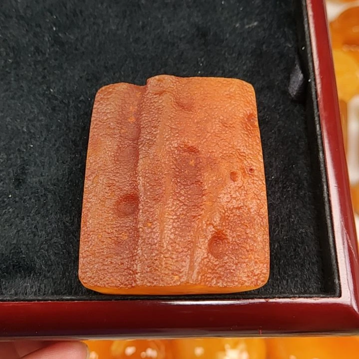 蜜蜡吊坠(赠链)未镶嵌