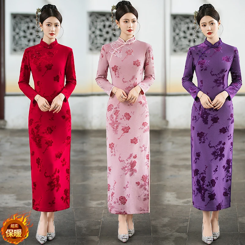 喜婆婆冬季新品长款针织植绒修身年轻妈妈装日常复古旗袍连衣裙