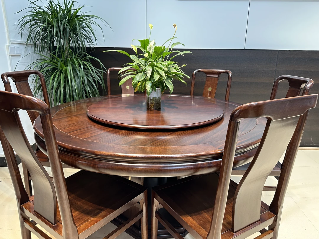 圆型鼓边圆桌乌金木家用新中式古典圆形全实木简约客厅高档餐桌